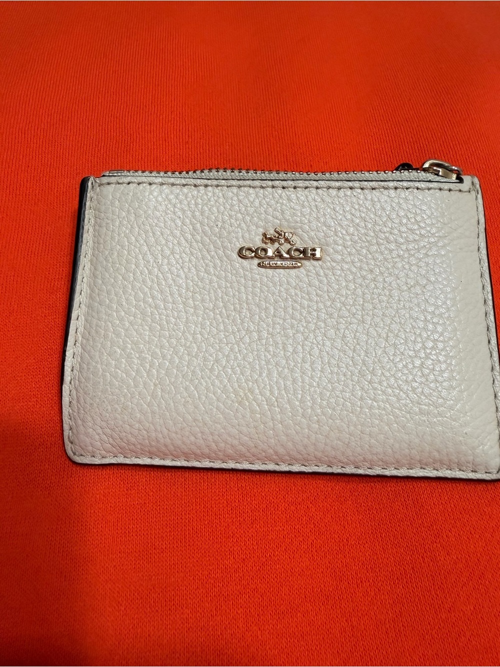 Coach Pebbled Leather Zip Card Case - Off-White with Gold Logo